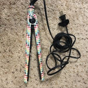 USED - 1 inch flat iron